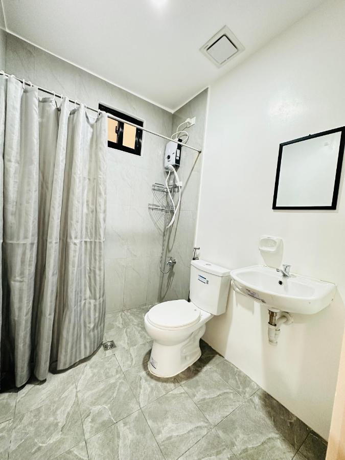 Appartement Rjc Building à Olongapo Extérieur photo
